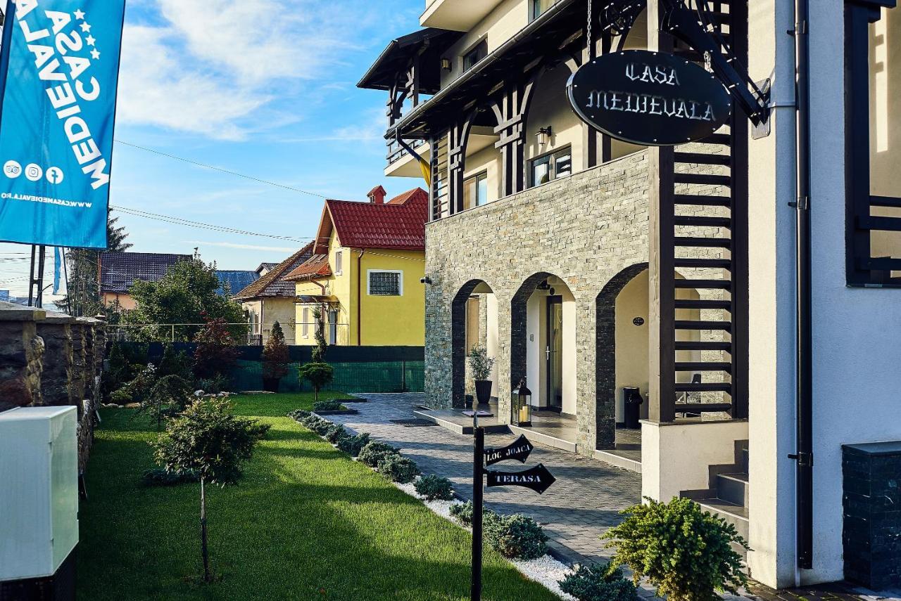 Boutique Hotel Casa Medievala Curtea De Arges Luaran gambar