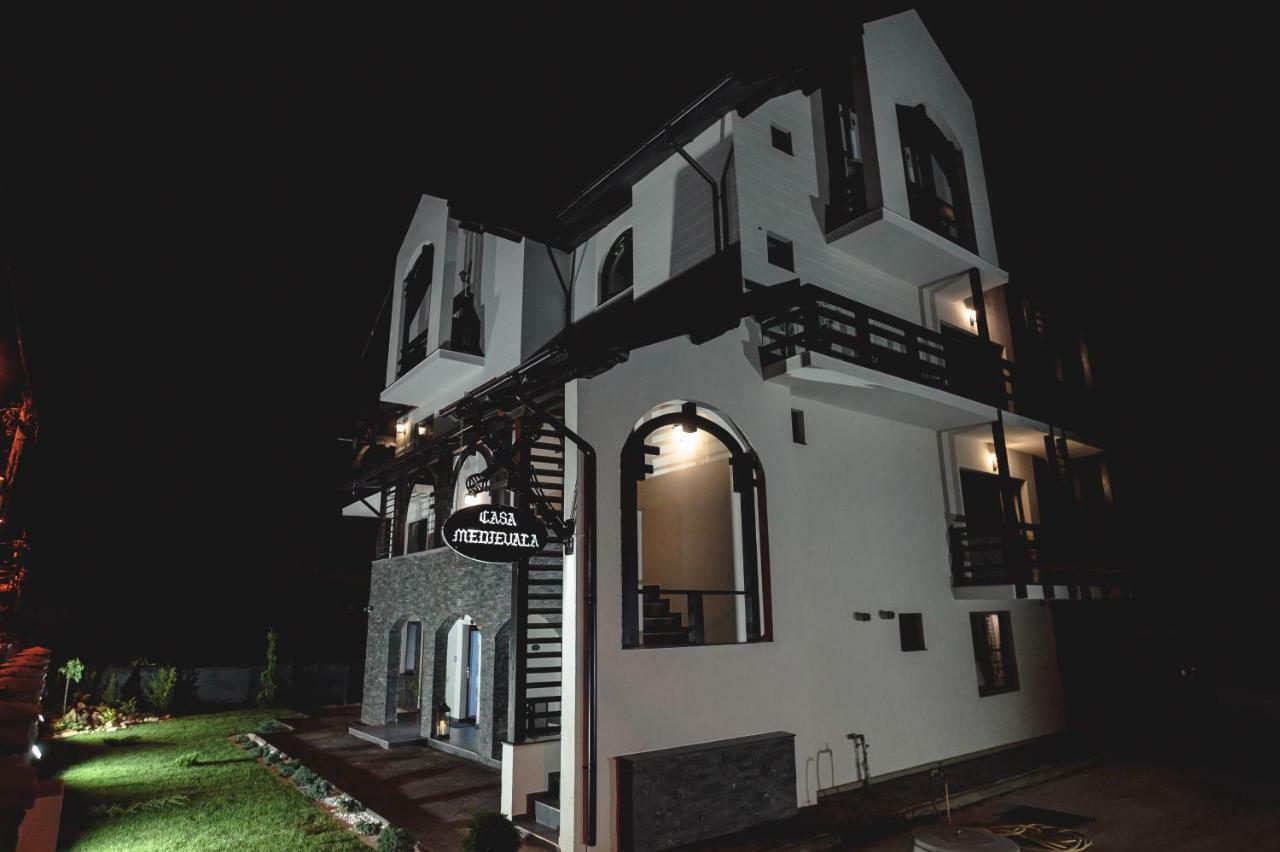Boutique Hotel Casa Medievala Curtea De Arges Luaran gambar
